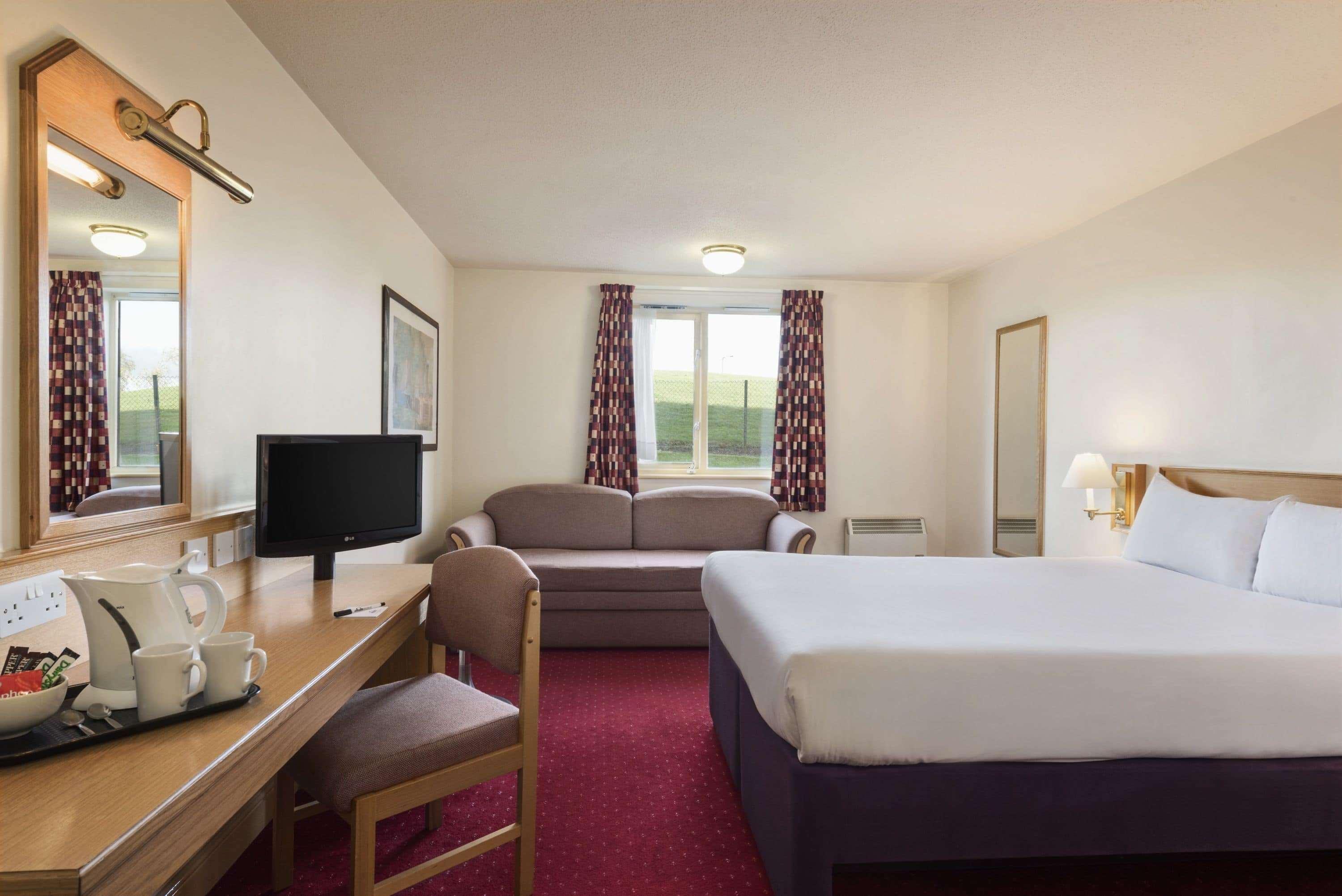 Days Inn Tewkesbury Strensham Eksteriør bilde