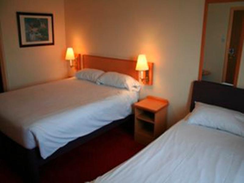 Days Inn Tewkesbury Strensham Rom bilde