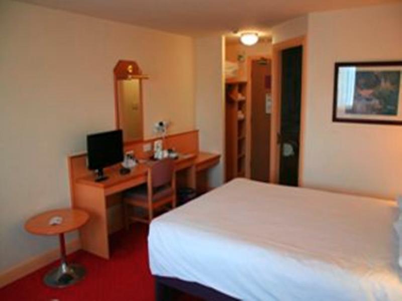 Days Inn Tewkesbury Strensham Rom bilde