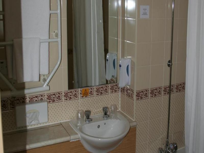 Days Inn Tewkesbury Strensham Eksteriør bilde